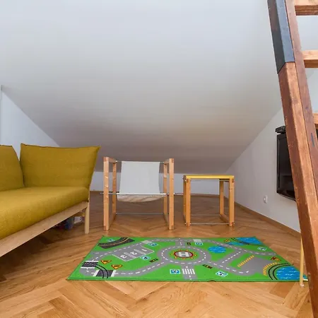 Little Tower With Terrace By Locap Group Gasthof 4*