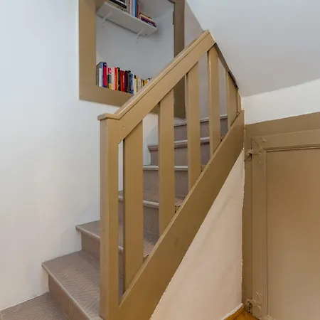 Little Tower With Terrace By Locap Group Guest house