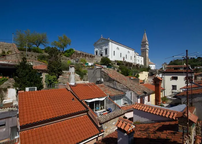 Gasthuis Little Tower With Terrace By Locap Group Piran